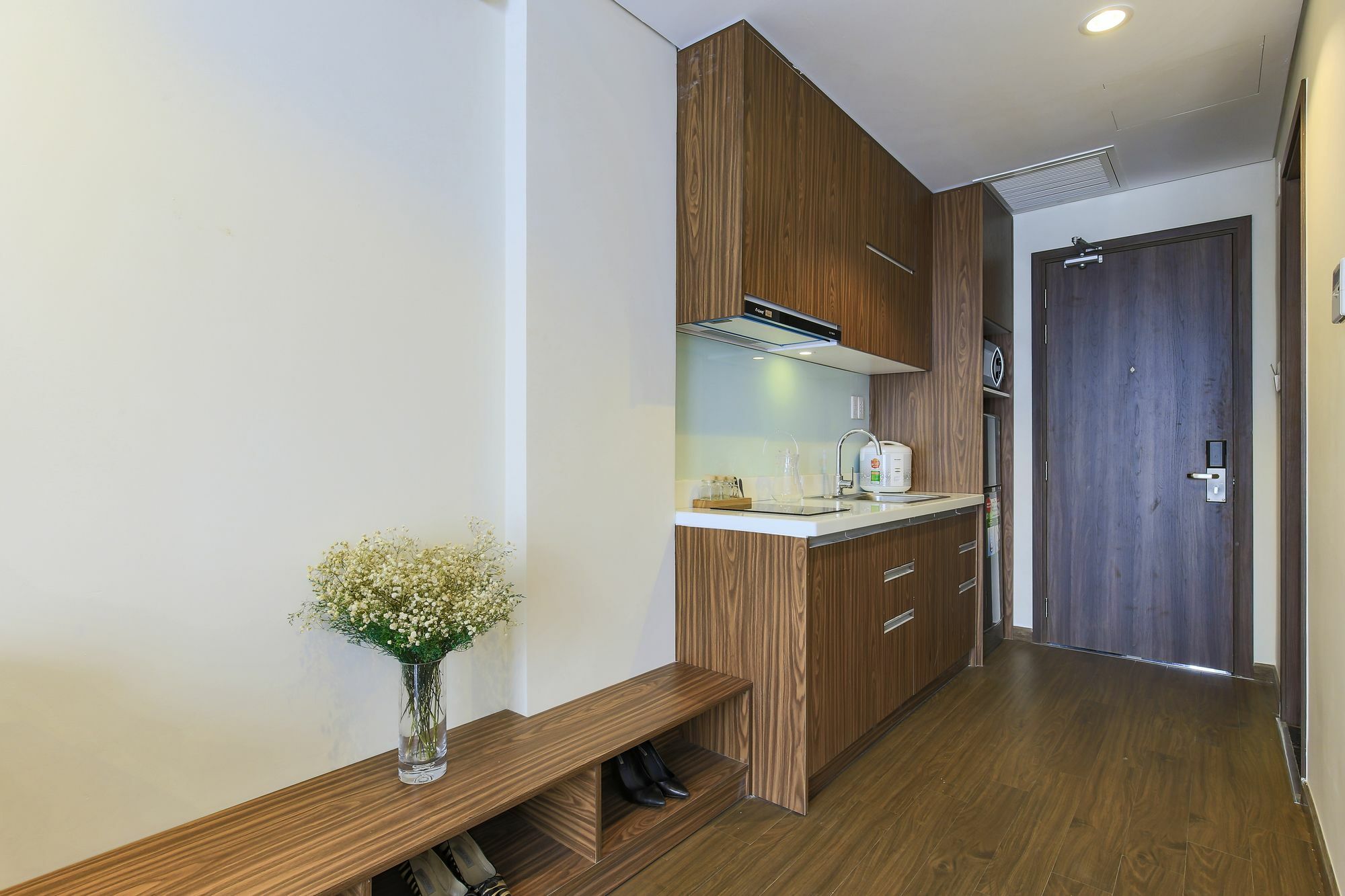 Aurora Serviced Apartments (Adults Only) Ho Chi Minh City Exterior photo
